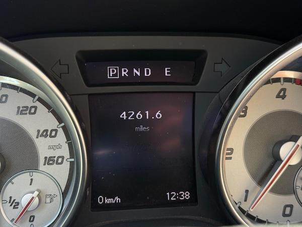 Used Mercedes-Benz SLK 2015 for sale - 76283805: Photo 28