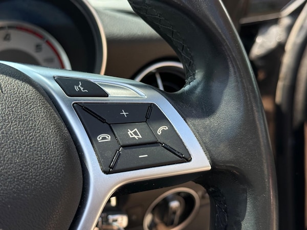 Used Mercedes-Benz SLK 2015 for sale - 76283805: Photo 29