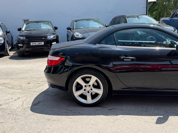 Used Mercedes-Benz SLK 2015 for sale - 76283805: Photo 3