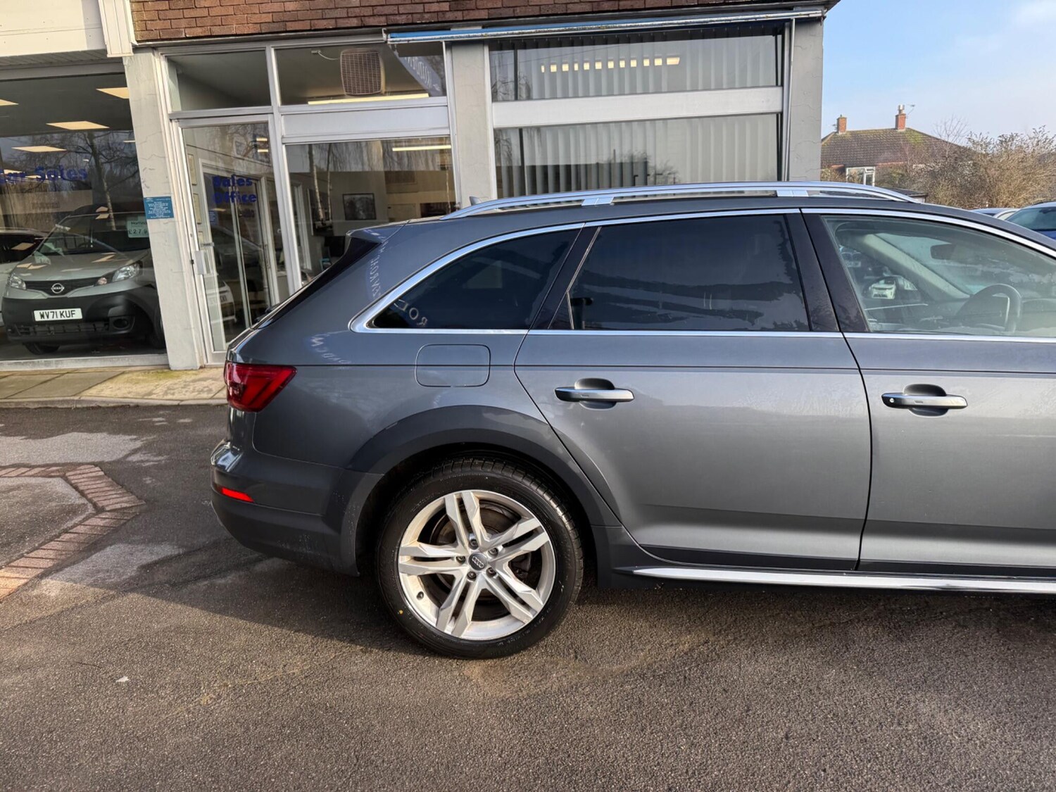 Used Audi A4 Allroad 2017 for sale - 77352106: Photo 7