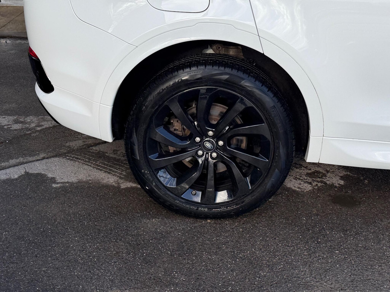 Used Land Rover Discovery Sport 2020 for sale - 77344803: Photo 21