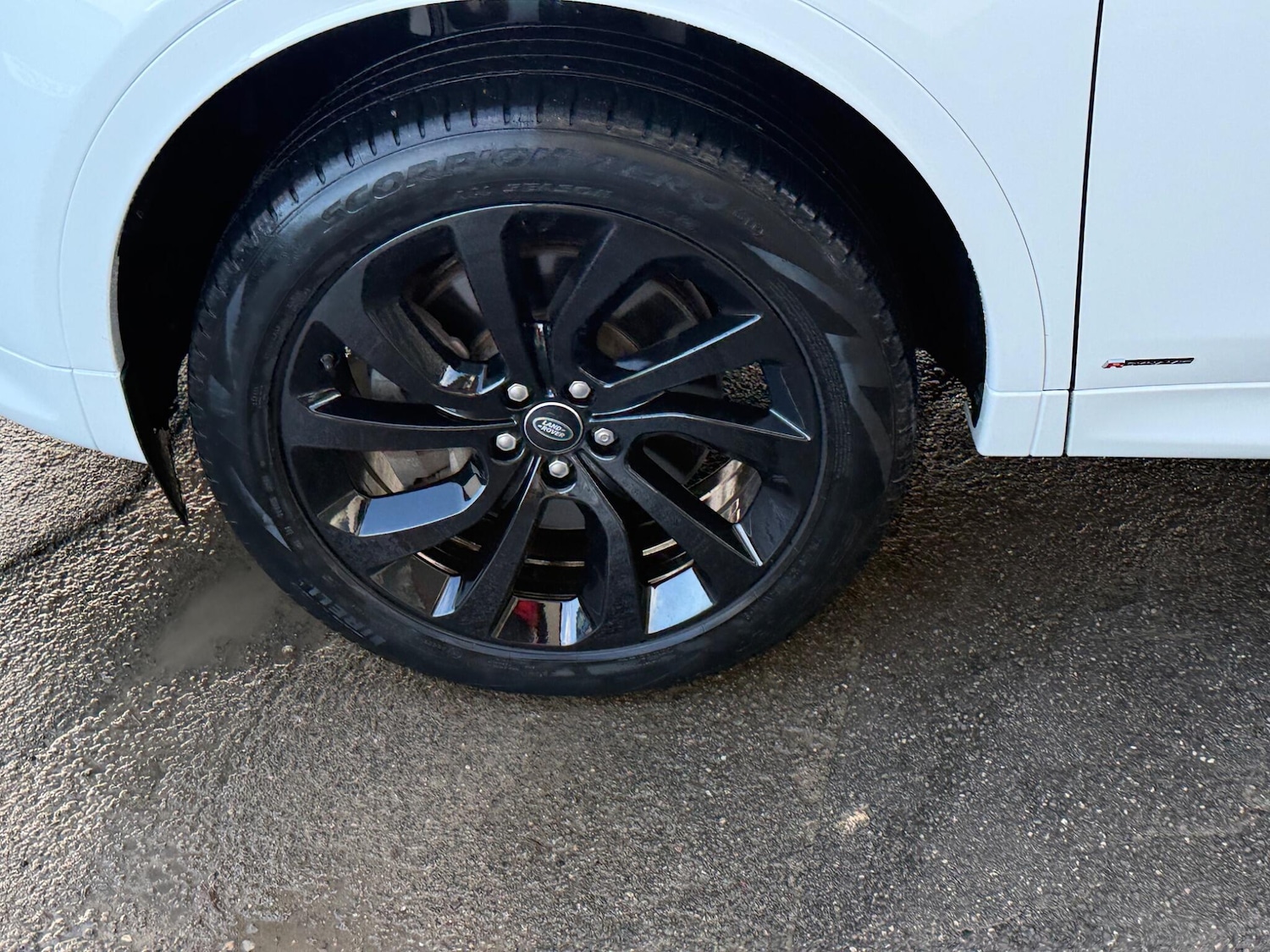 Used Land Rover Discovery Sport 2020 for sale - 77344803: Photo 23