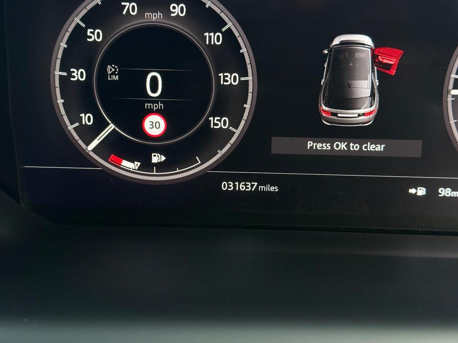 Used Land Rover Discovery Sport 2020 for sale - 77344803: Photo 26