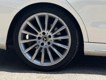Used Mercedes-Benz C Class 2018 for sale - 79483918: Photo