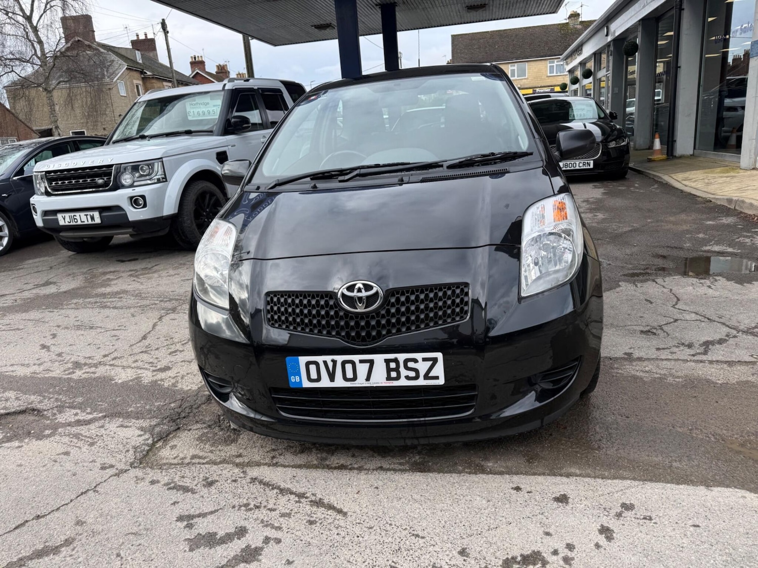 Used Toyota Yaris for sale - 77537503: Photo 18