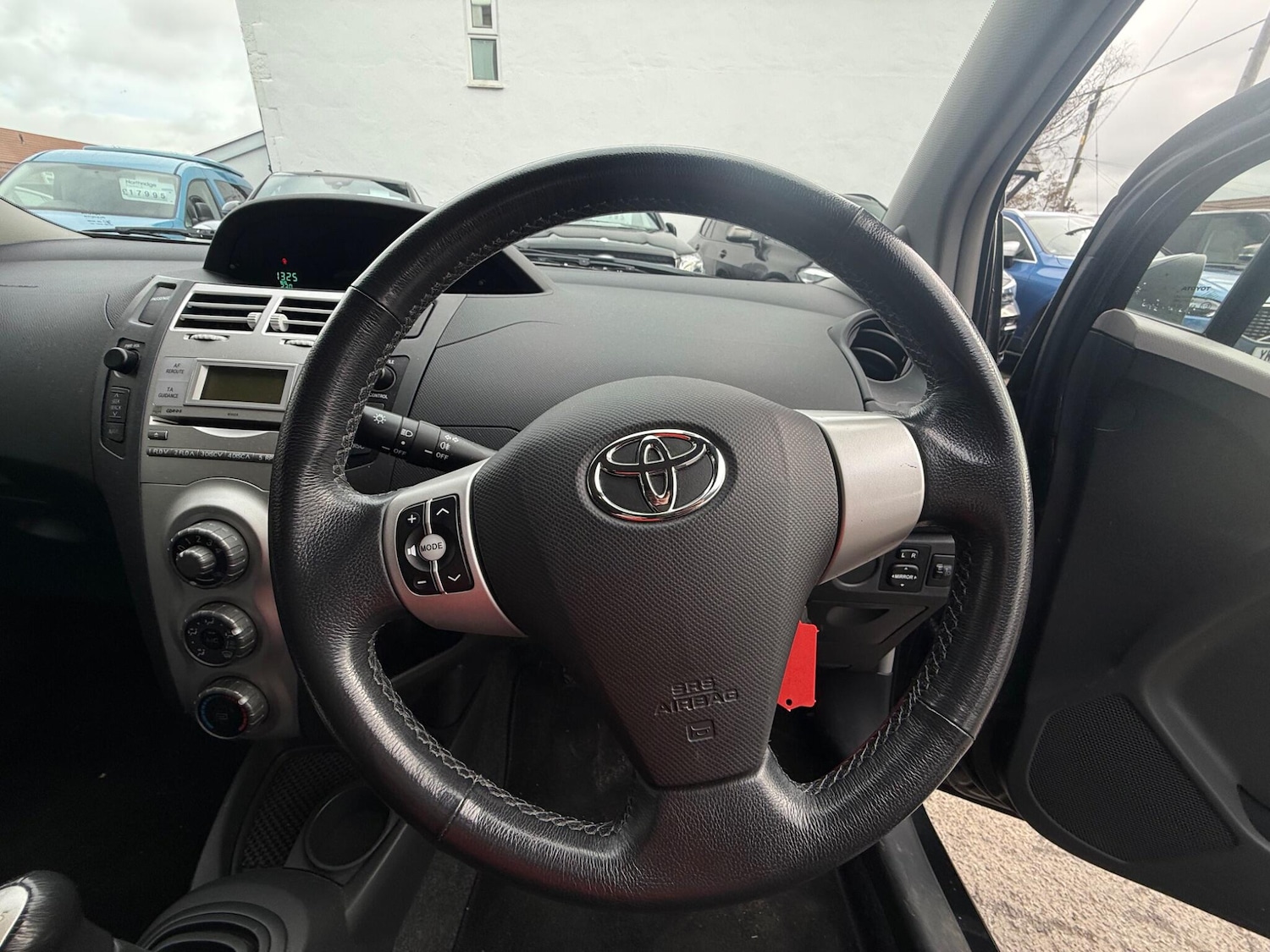 Used Toyota Yaris for sale - 77537503: Photo 20