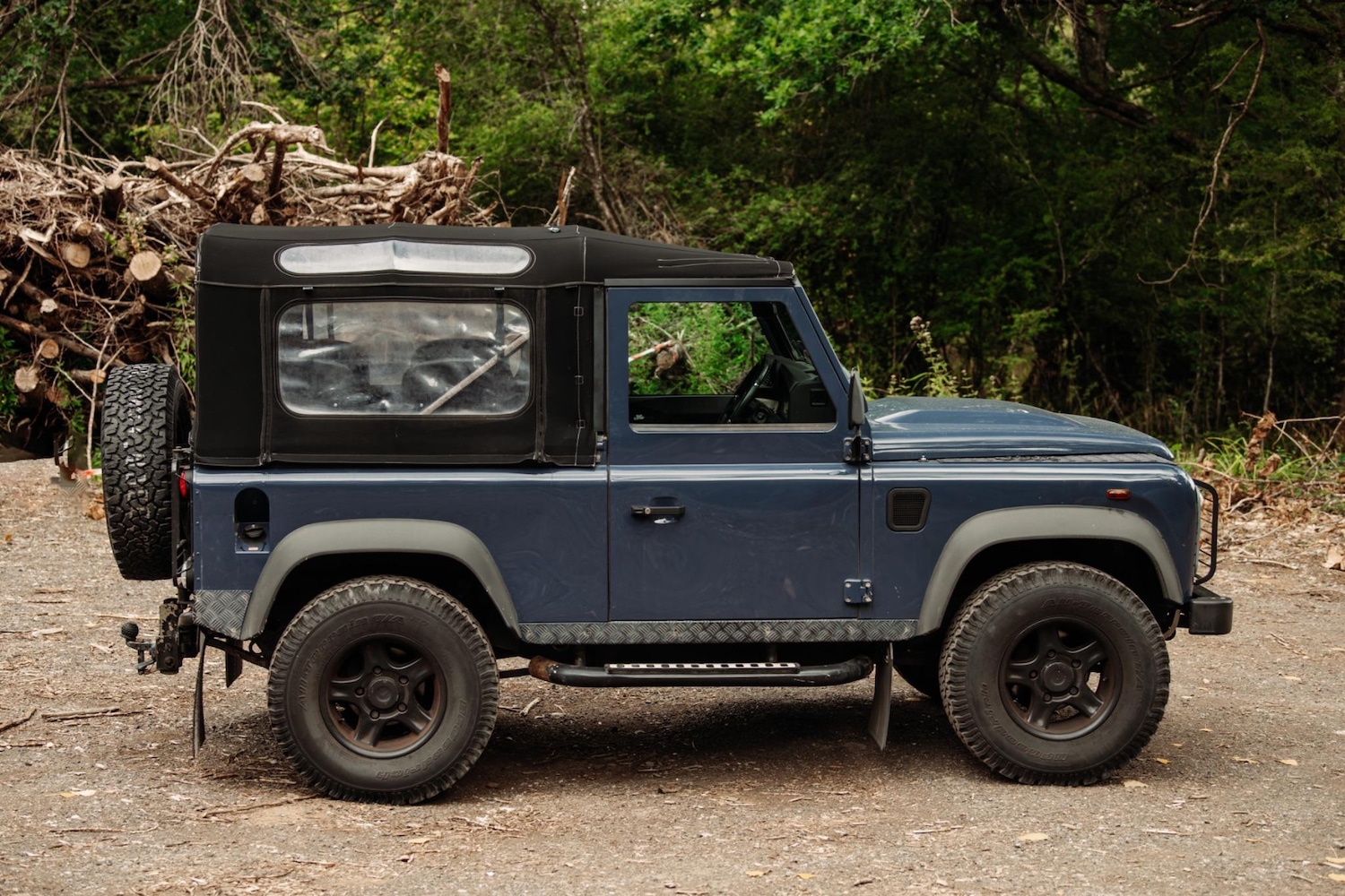 Used Land Rover Defender 2012 for sale - 76727879: Photo 6