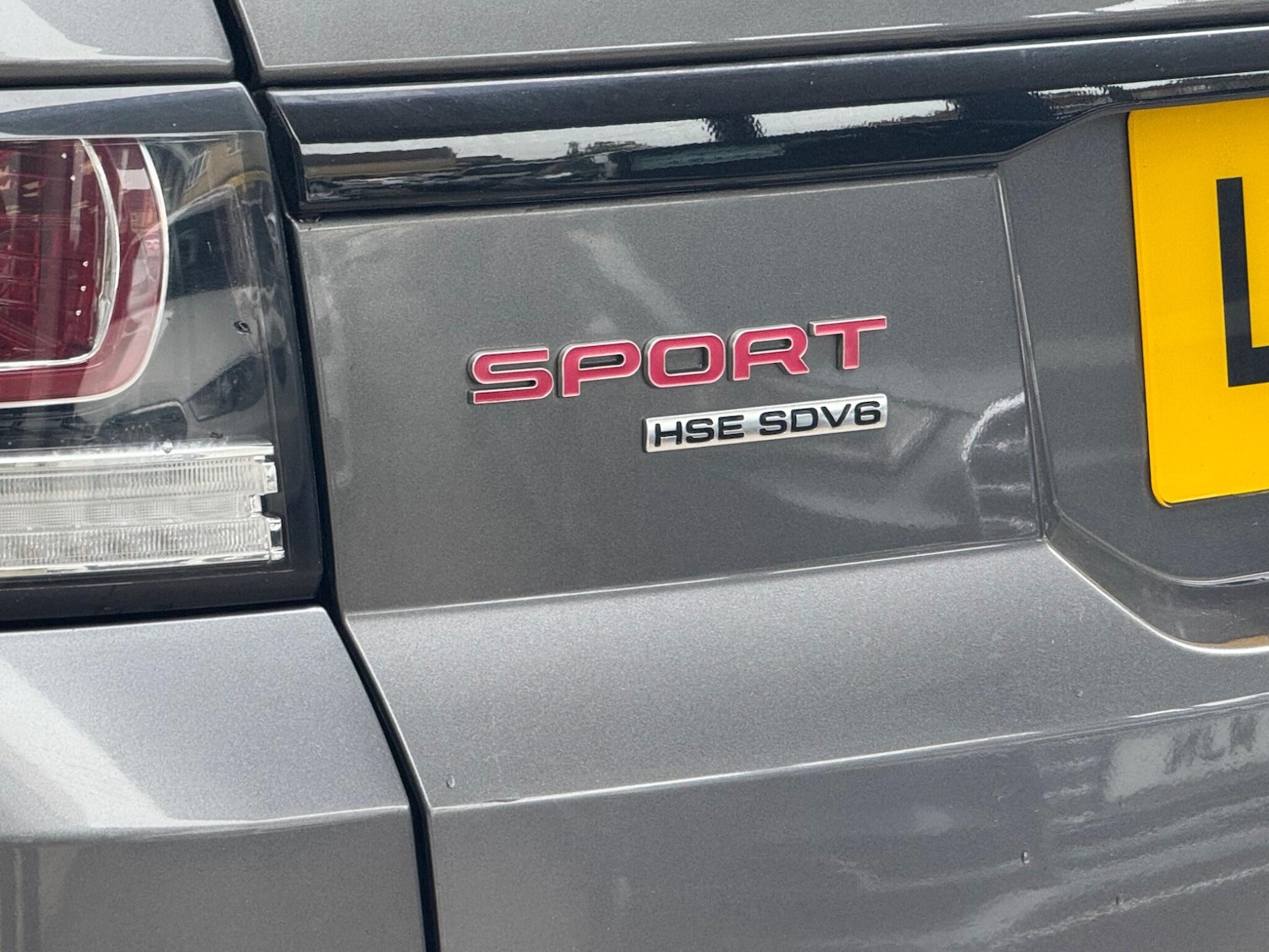 Used Land Rover Range Rover Sport 2017 for sale - 76990501: Photo 11