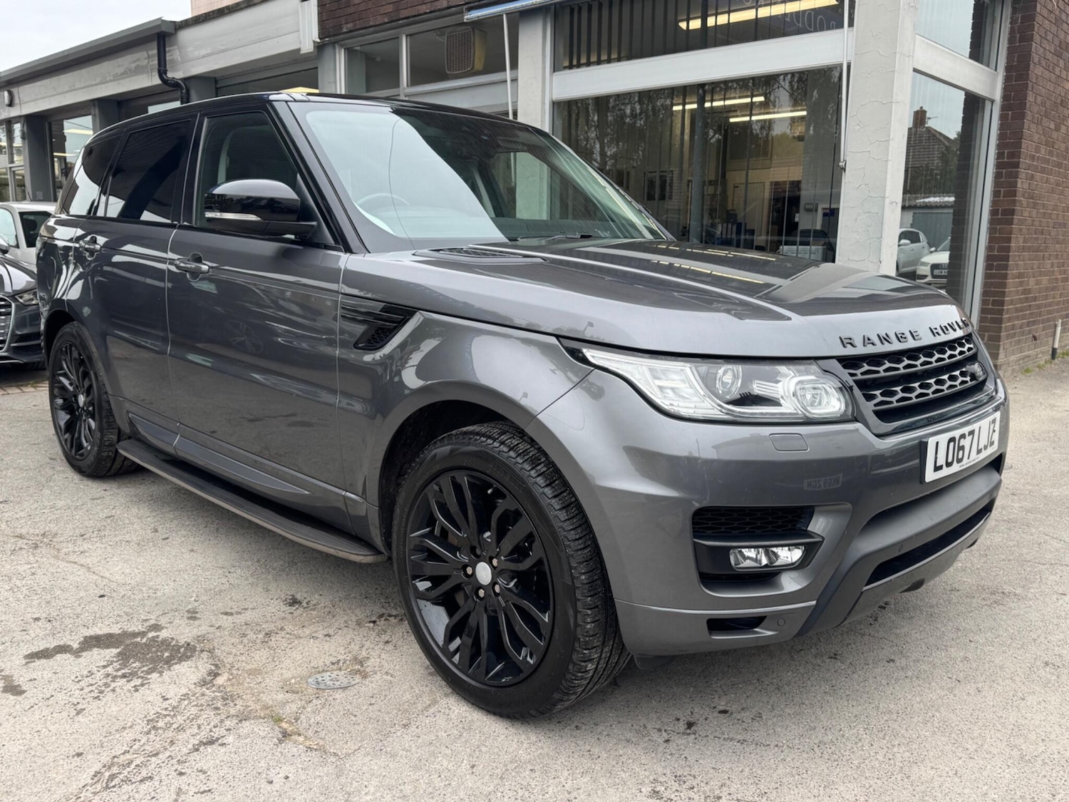 Used Land Rover Range Rover Sport 2017 for sale - 76990501: Photo 17
