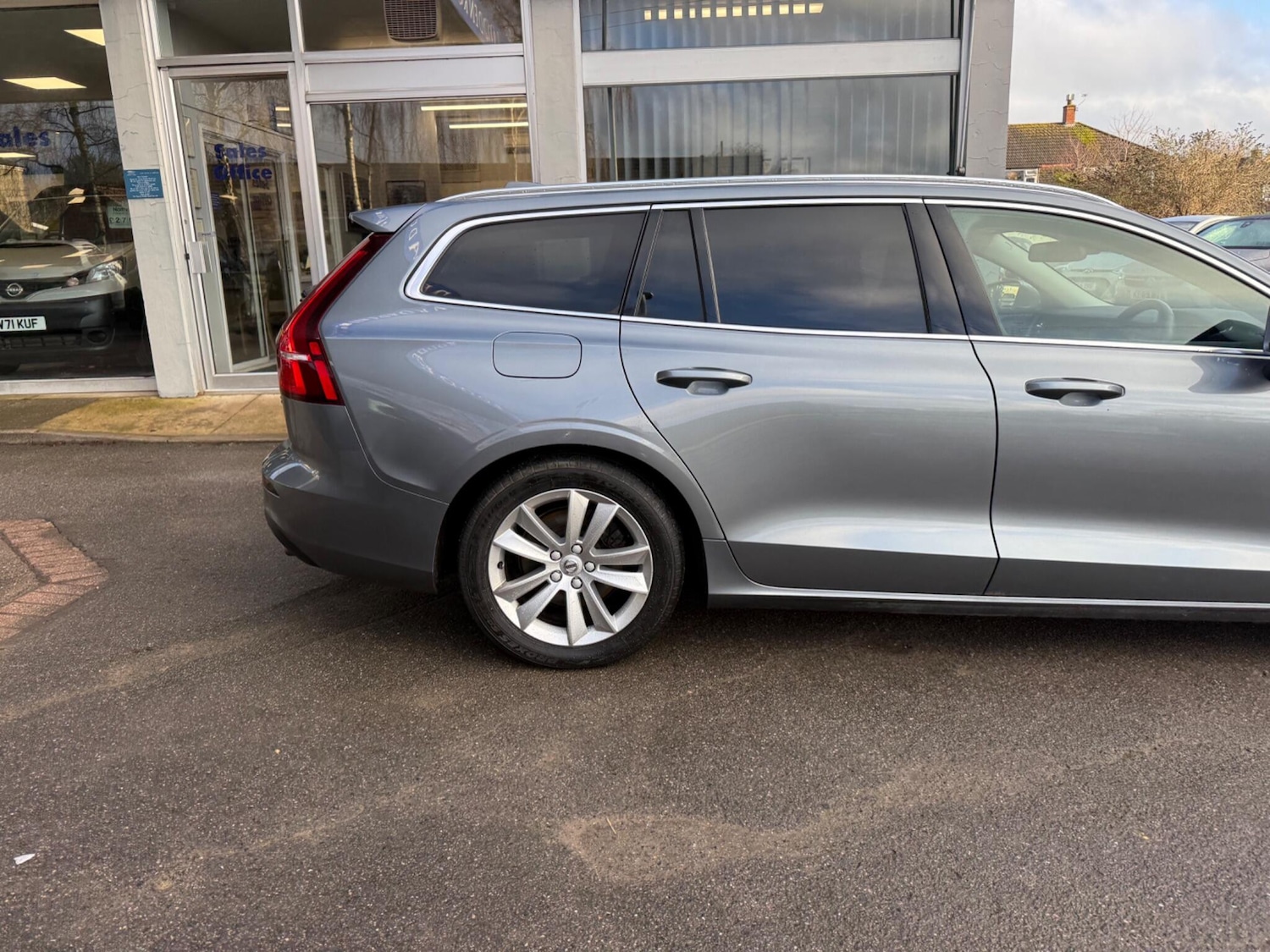 Used Volvo V60 2019 for sale - 77441283: Photo 31