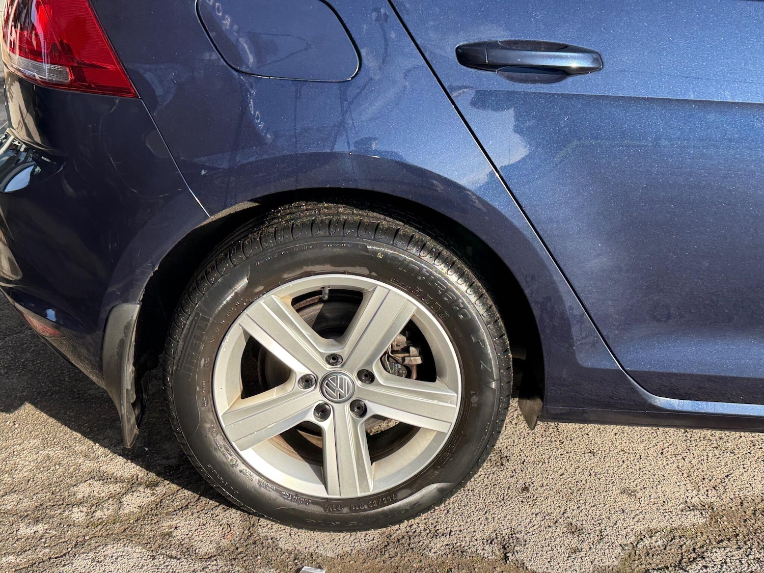 Used Volkswagen Golf 2014 for sale - 77131060: Photo 17