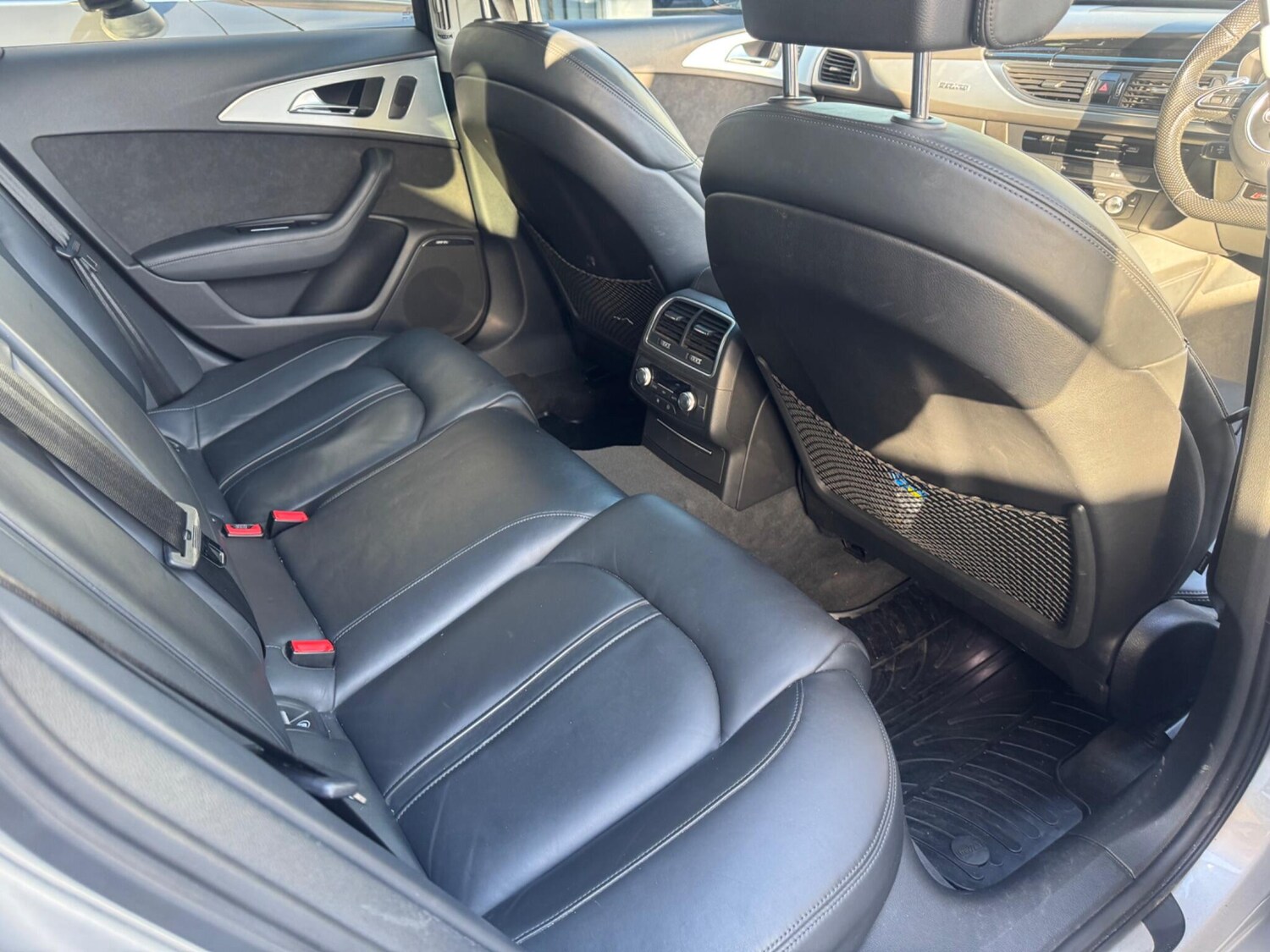 Used Audi RS6 2015 for sale - 77839599: Photo 25