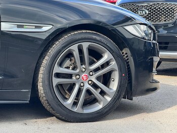 Used Jaguar XE 2015 for sale - 78334586: Photo
