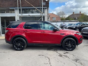 Used Land Rover Discovery Sport 2017 for sale - 78260846: Photo