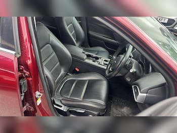 Used Jaguar XE 2016 for sale - 79767213: Photo