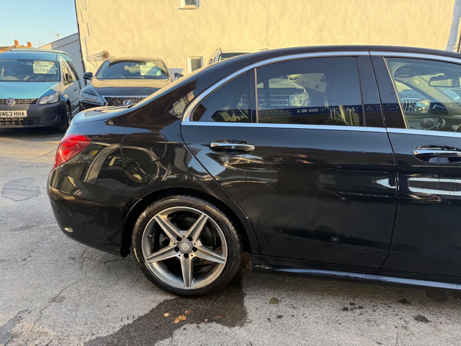 Used Mercedes-Benz C Class 2016 for sale - 76607783: Photo 5