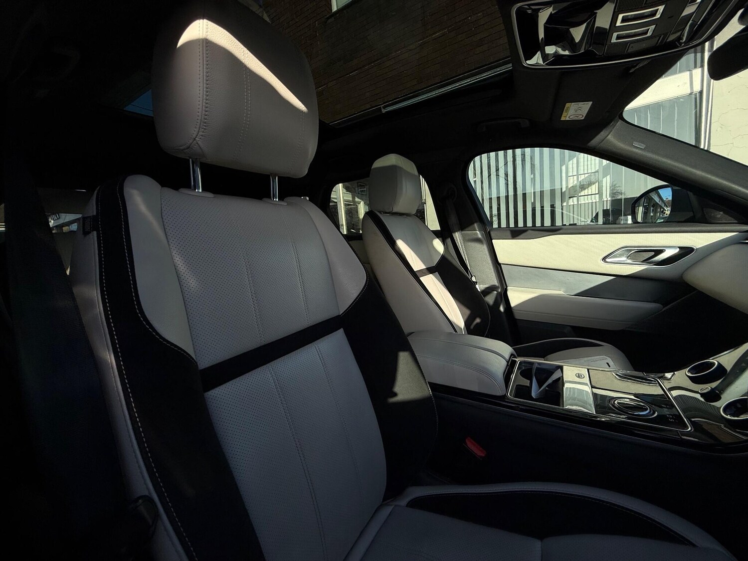 Used Land Rover Range Rover Velar 2018 for sale - 77723343: Photo 28