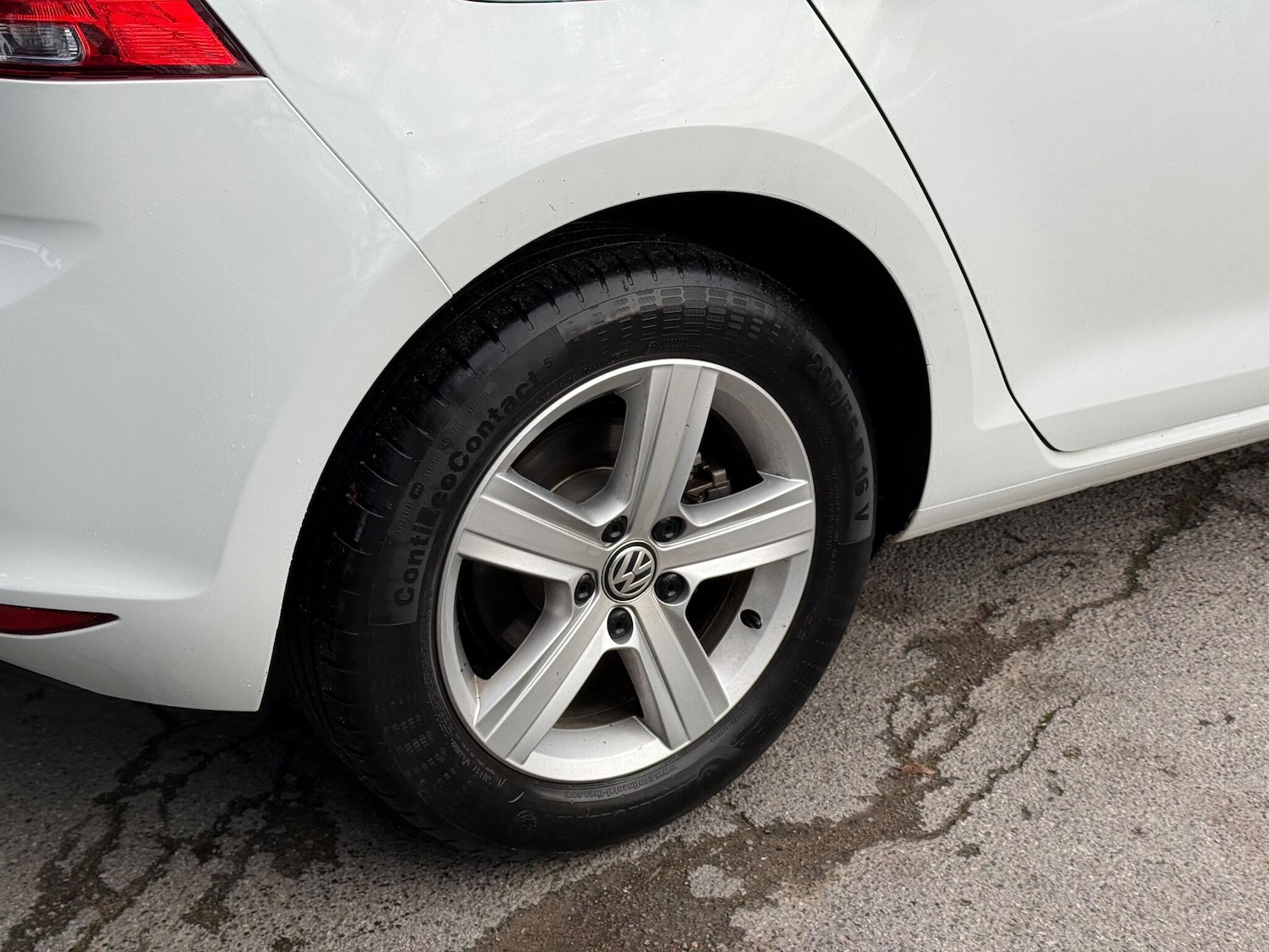 Used Volkswagen Golf 2016 for sale - 76964385: Photo 8