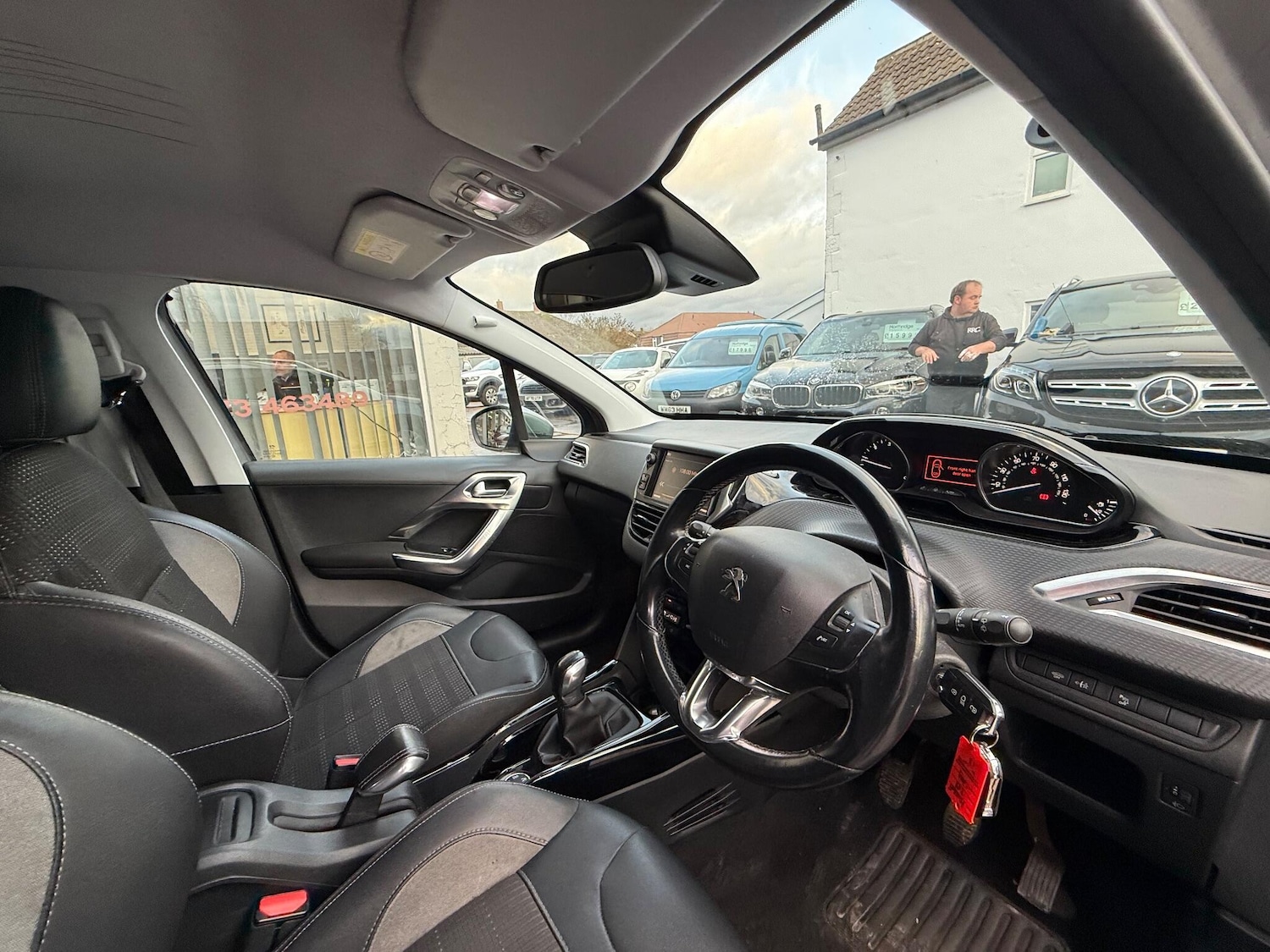 Used Peugeot 2008 2018 for sale - 77155471: Photo 32