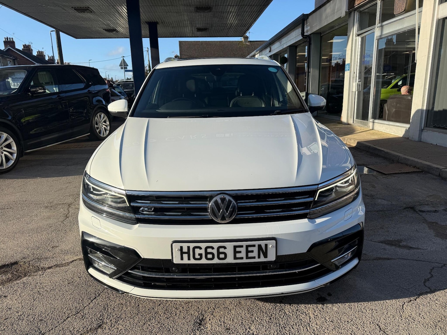 Used Volkswagen Tiguan for sale - 77015858: Photo 2