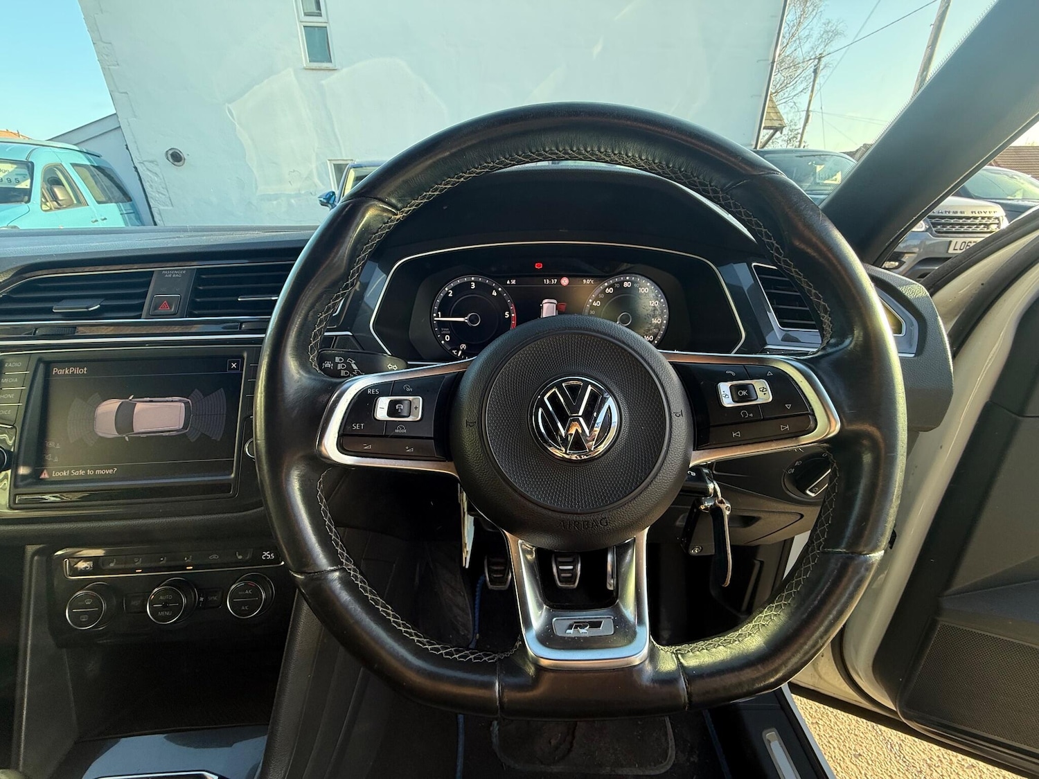 Used Volkswagen Tiguan for sale - 77015858: Photo 29