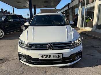 Used Volkswagen Tiguan 2016 for sale - 77015858: Photo