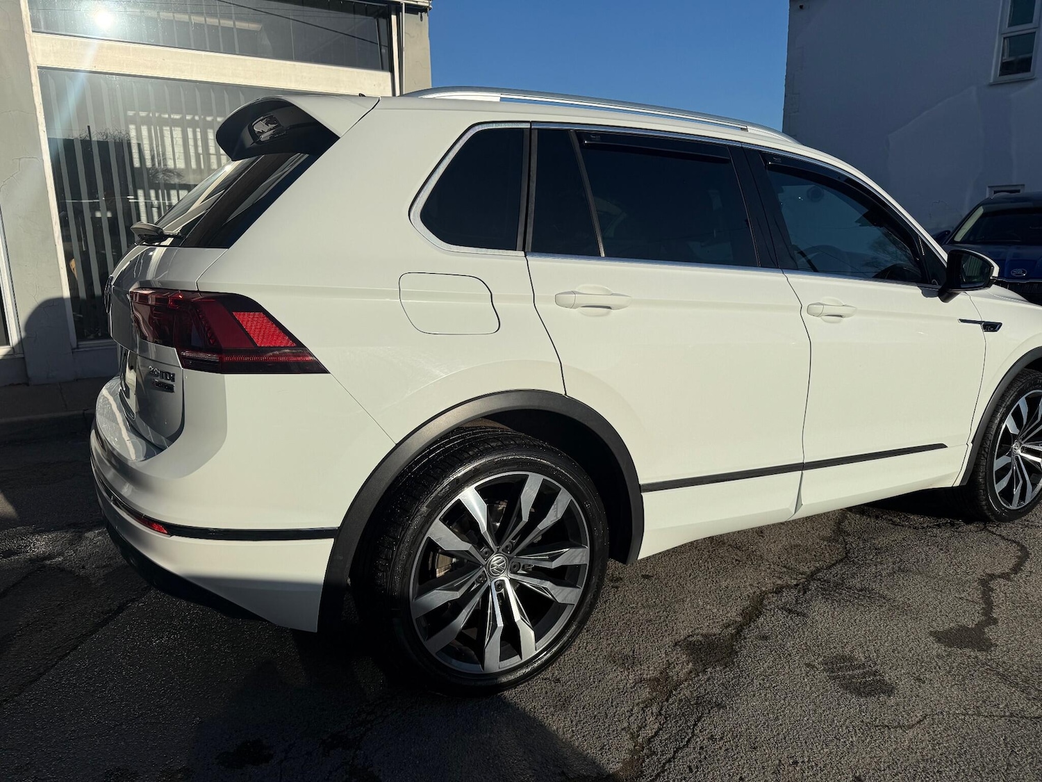 Used Volkswagen Tiguan for sale - 77015858: Photo 8