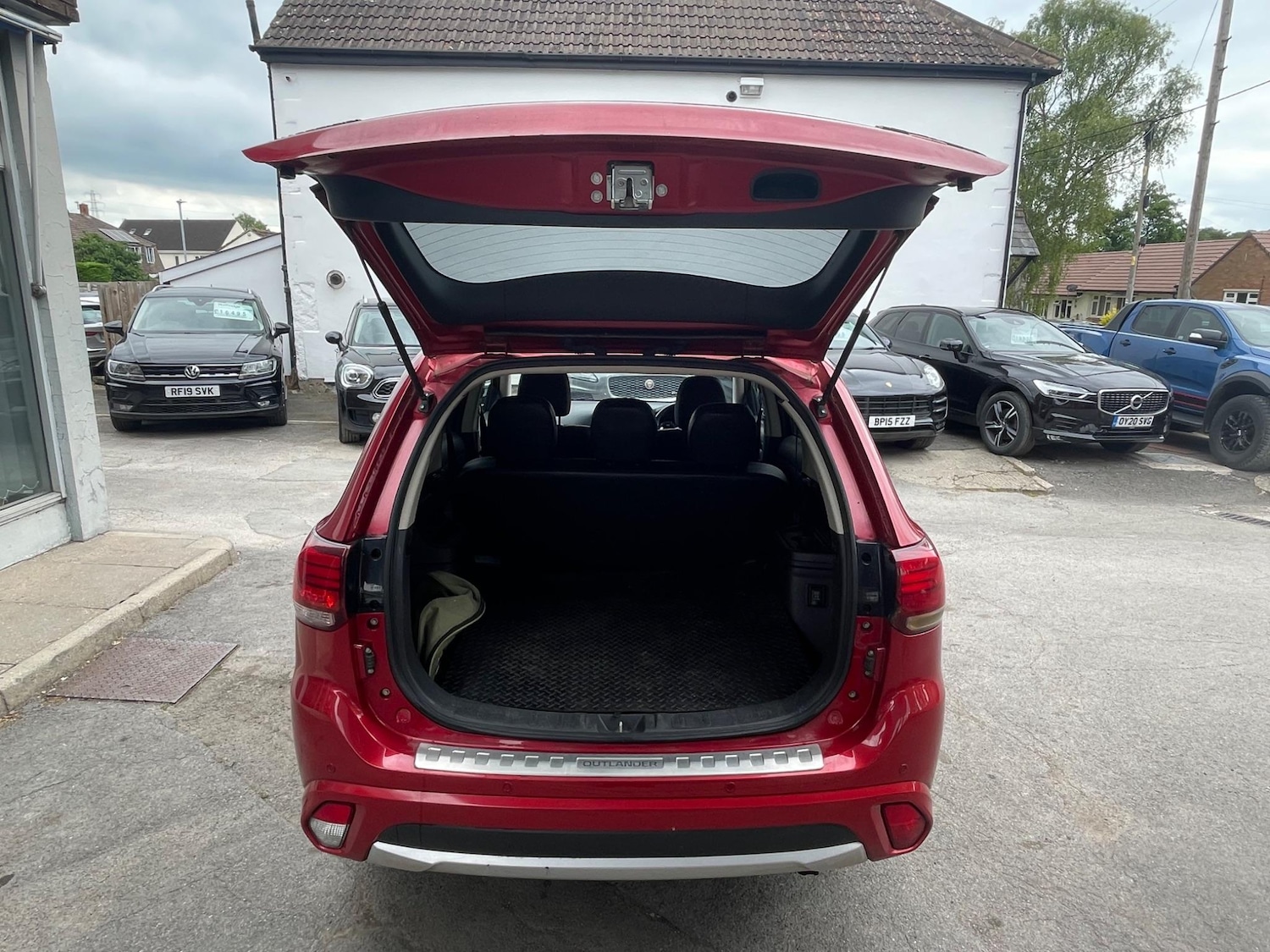 Used Mitsubishi Outlander 2017 for sale - 76550069: Photo 4