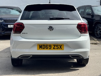 Used Volkswagen Polo 2020 for sale - 78348412: Photo