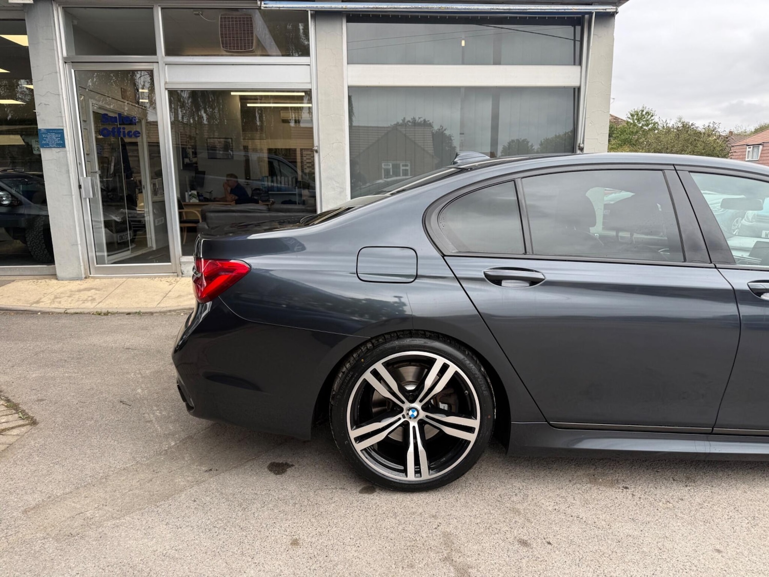 Used BMW 7 Series 2019 for sale - 76440651: Photo 3