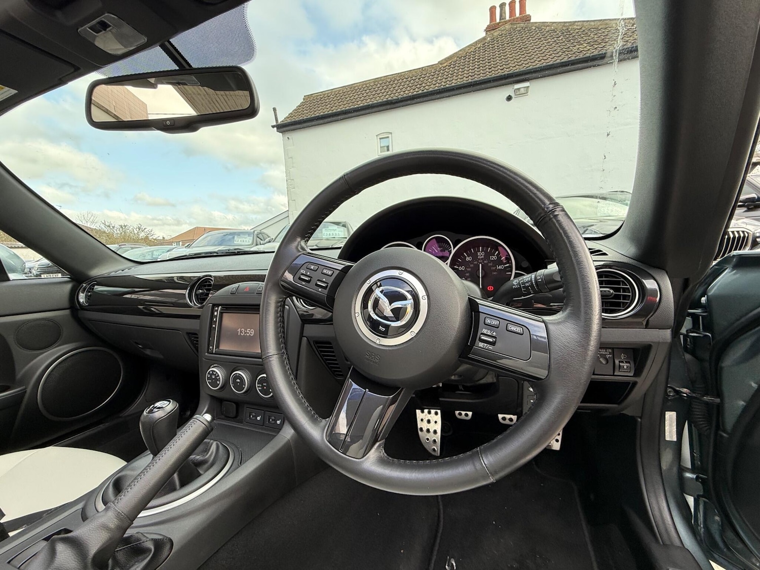 Used Mazda MX-5 2013 for sale - 77670800: Photo 32