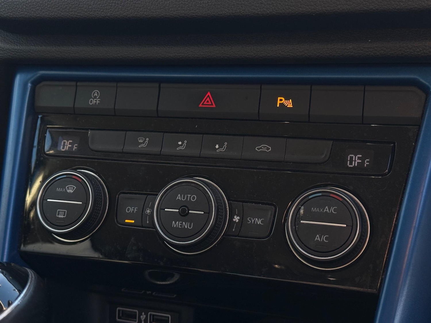 Used Volkswagen T-Roc 2018 for sale - 76700571: Photo 26