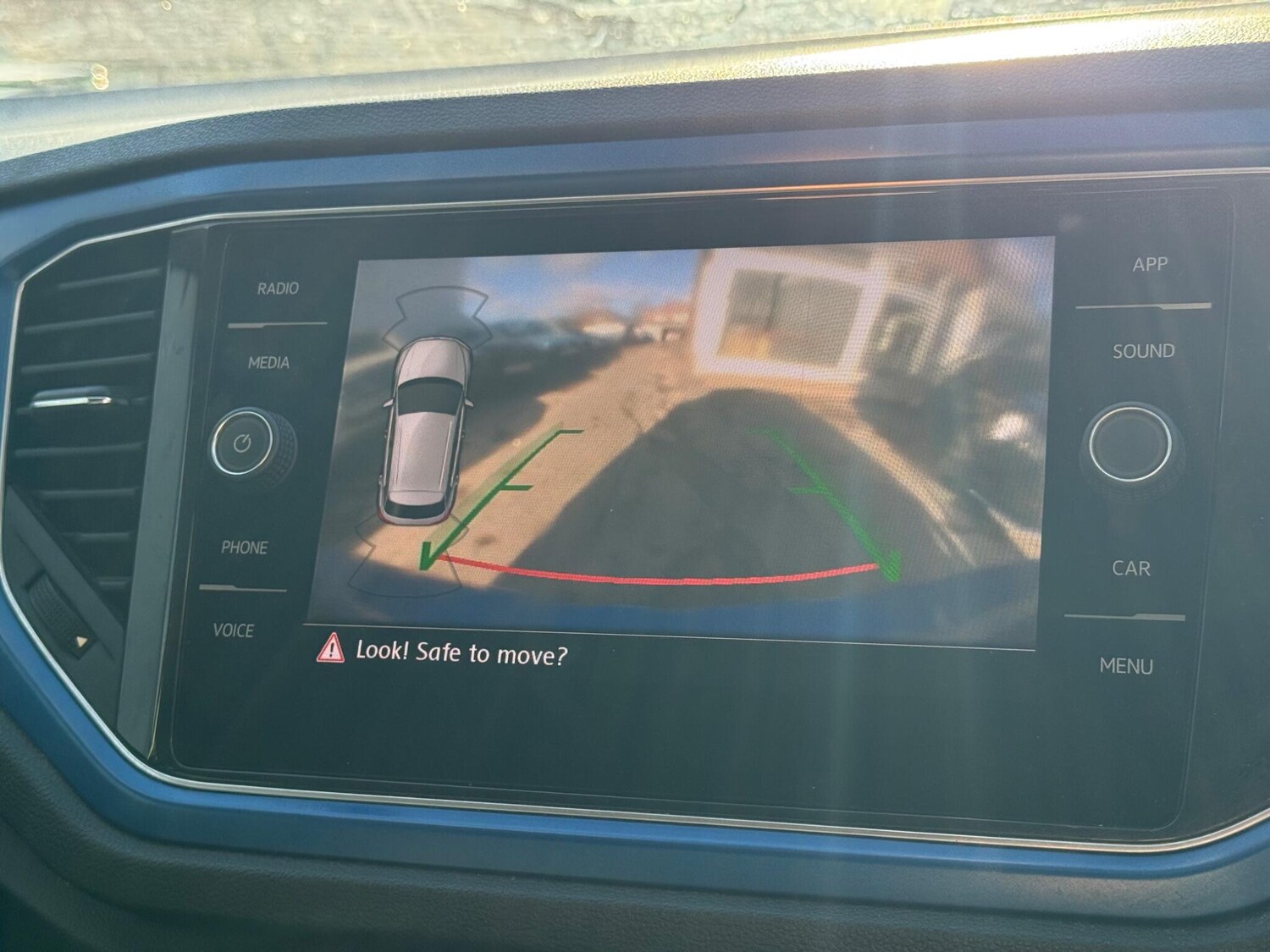 Used Volkswagen T-Roc 2018 for sale - 76700571: Photo 27