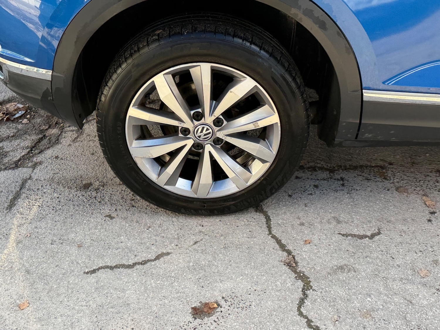 Used Volkswagen T-Roc 2018 for sale - 76700571: Photo 6