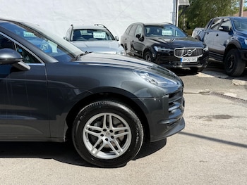 Used Porsche Macan 2019 for sale - 75082389: Photo
