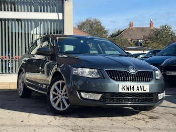 2014 (14) - 2.0 TDI CR Elegance 5dr