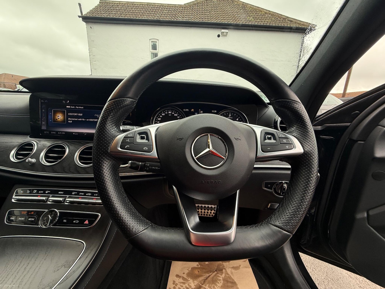 Used Mercedes-Benz E Class 2018 for sale - 77696088: Photo 23