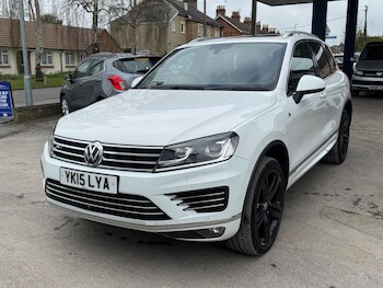 Used Volkswagen Touareg 2015 for sale - 78260175: Photo