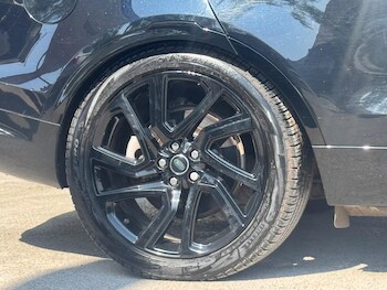 Used Land Rover Discovery 2019 for sale - 78405358: Photo