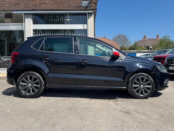 Used Volkswagen Polo 2017 for sale - 78362067: Photo