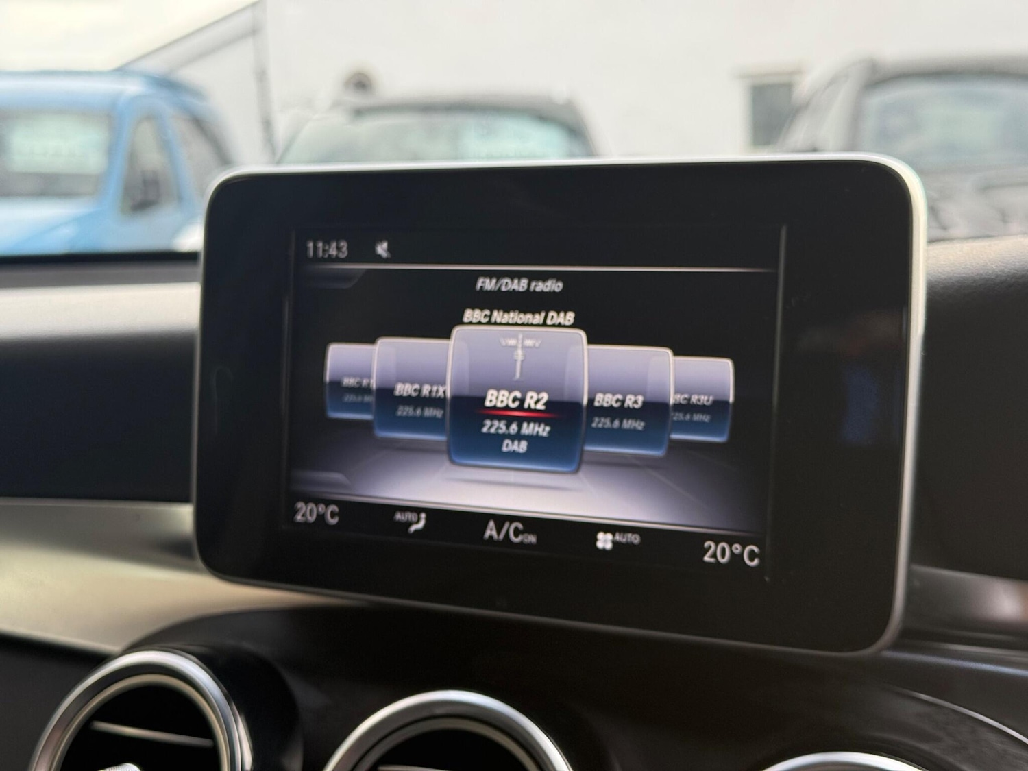 Used Mercedes-Benz GLC 2018 for sale - 77306180: Photo 26