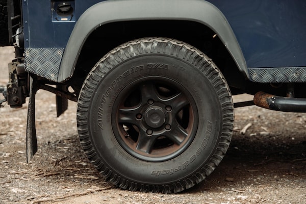 Used Land Rover Defender 90 2012 for sale - 75279906: Photo 4