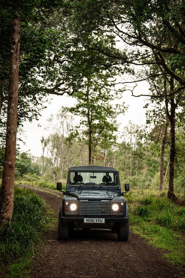 Used Land Rover Defender 90 2012 for sale - 75279906: Photo 50
