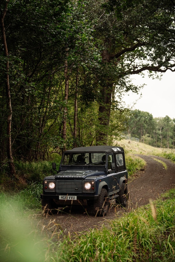 Used Land Rover Defender 90 2012 for sale - 75279906: Photo 51