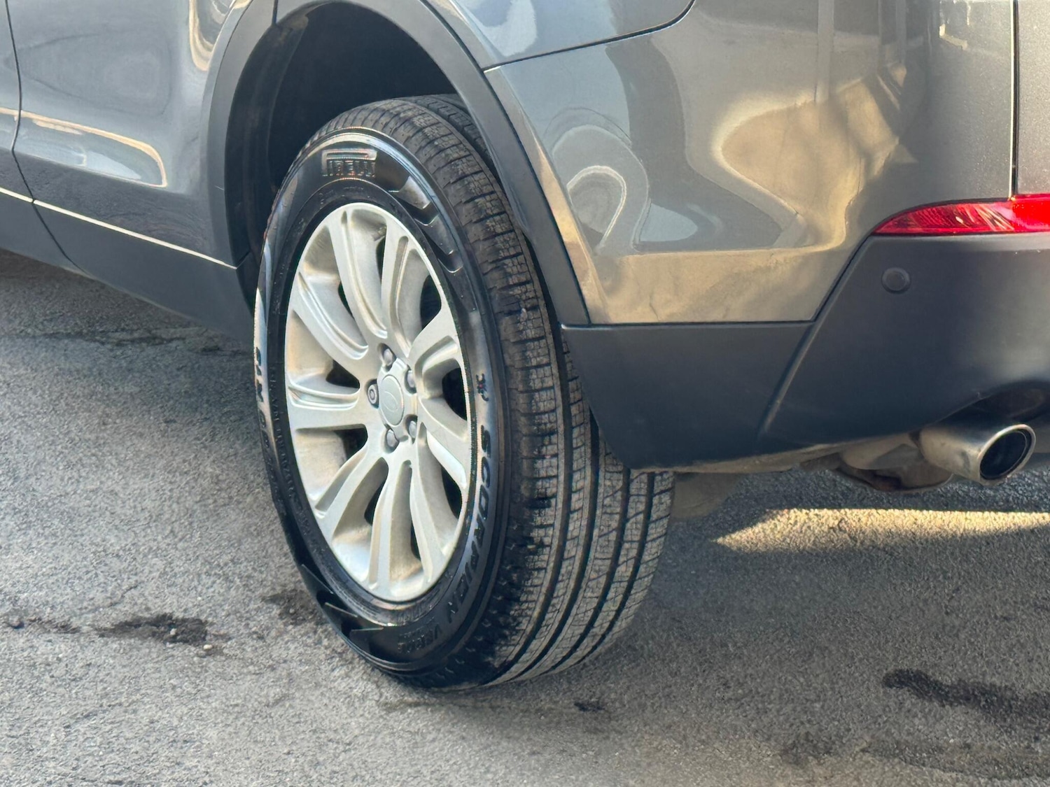 Used Land Rover Discovery Sport for sale - 77925691: Photo 9