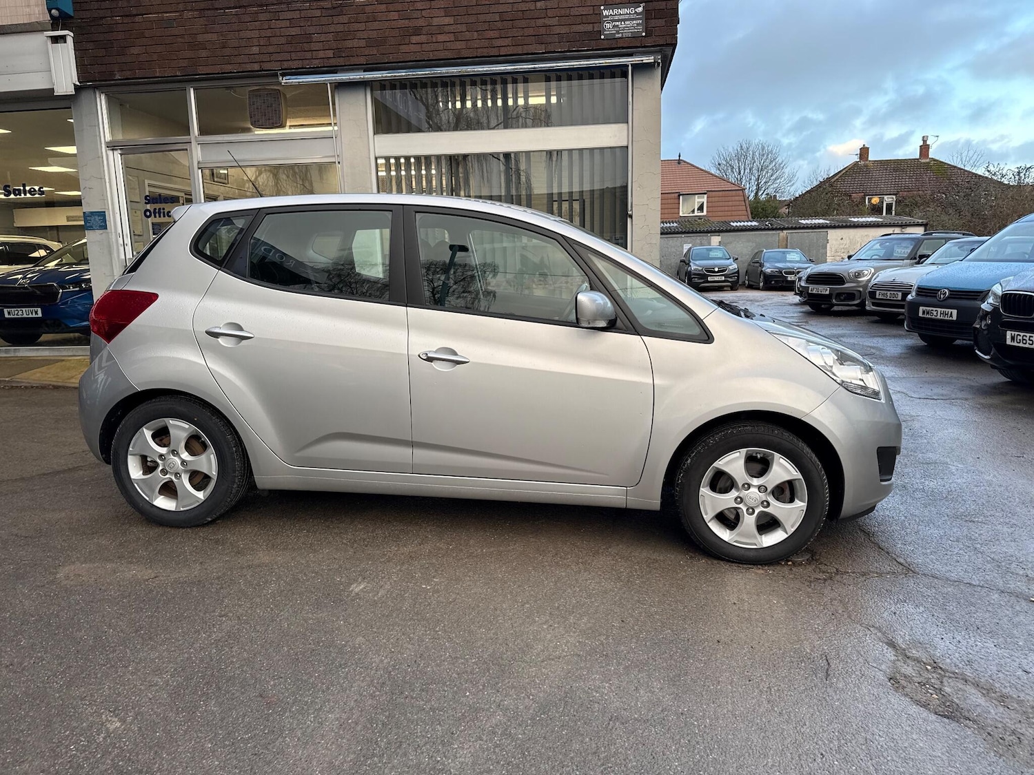 Used Kia Venga 2015 for sale - 77175412: Photo 4