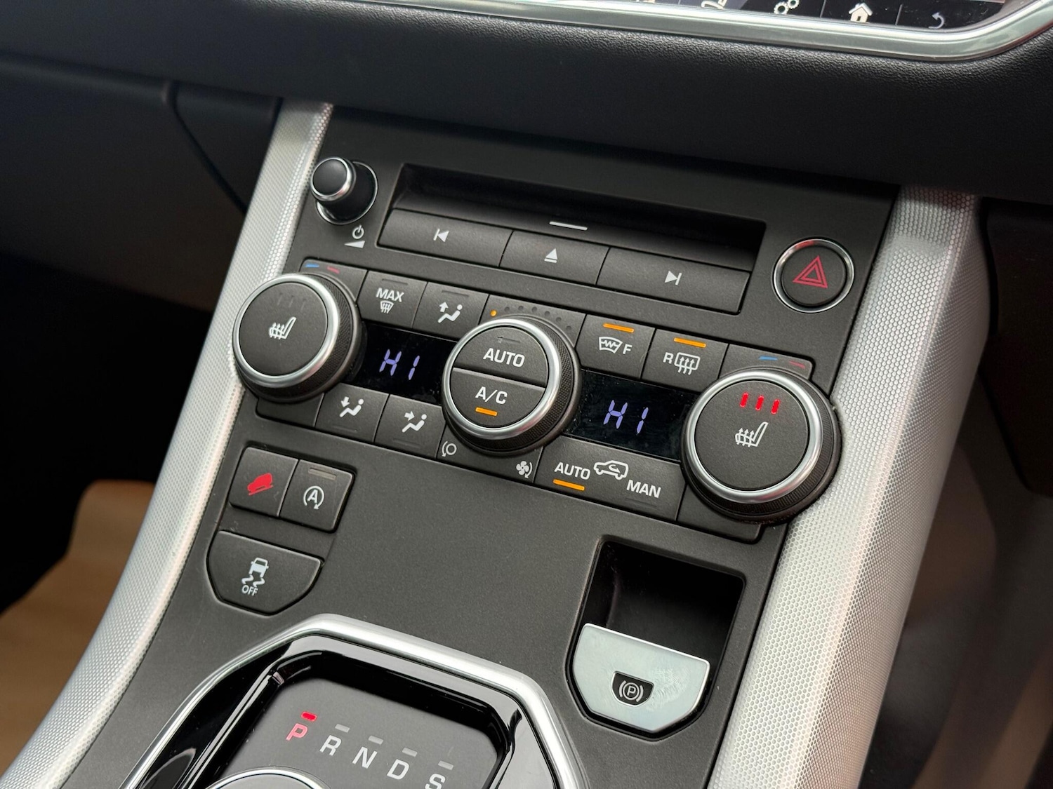 Used Land Rover Range Rover Evoque 2017 for sale - 77155931: Photo 28