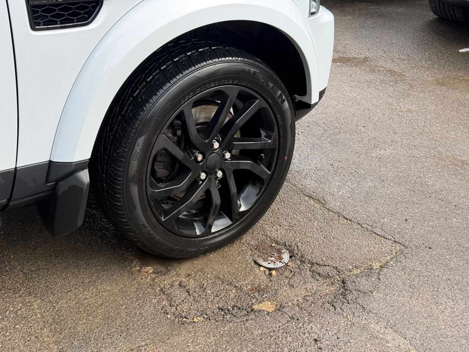 Used Land Rover Discovery 2016 for sale - 77510091: Photo 4