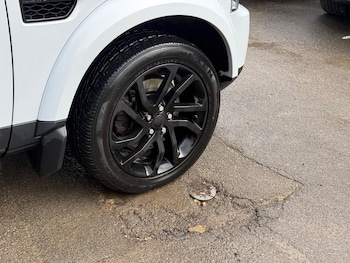 Used Land Rover Discovery 2016 for sale - 77510091: Photo