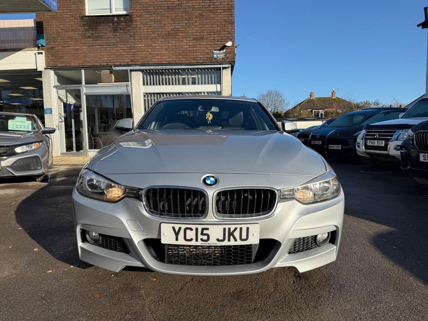 Used BMW 3 Series 2015 for sale - 76781643: Photo 2
